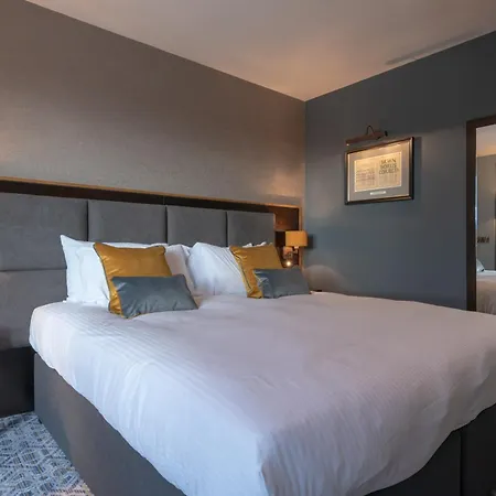 The Old Borough - Wetherspoon Hotel 4*