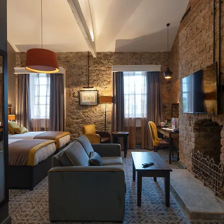 The Old Borough - Wetherspoon Swords