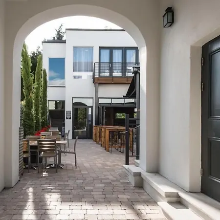 Ξενοδοχείο The Old Borough - Wetherspoon