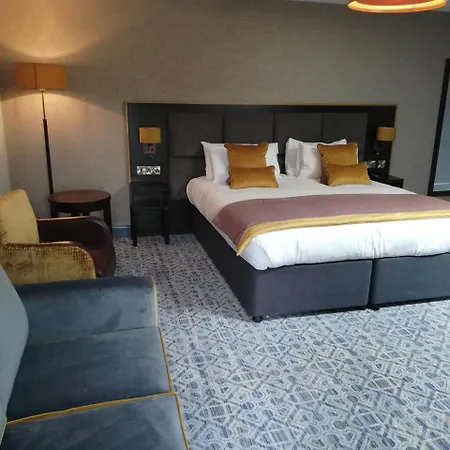 The Old Borough - Wetherspoon Hotel